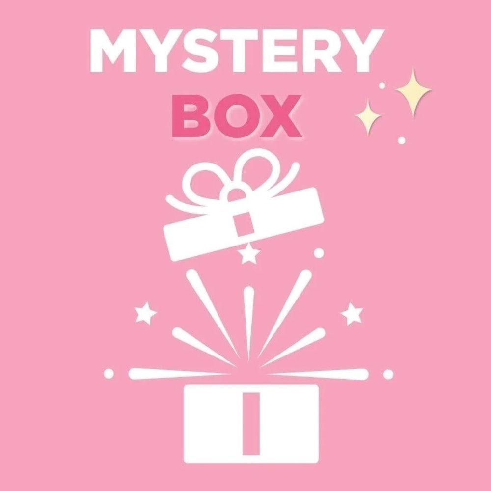 Mystery Box Women’s Size S/M 0-8